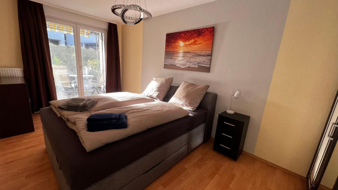 Apartment Centrally Located In The Rhine-Main Area Riedstadt Buitenkant foto
